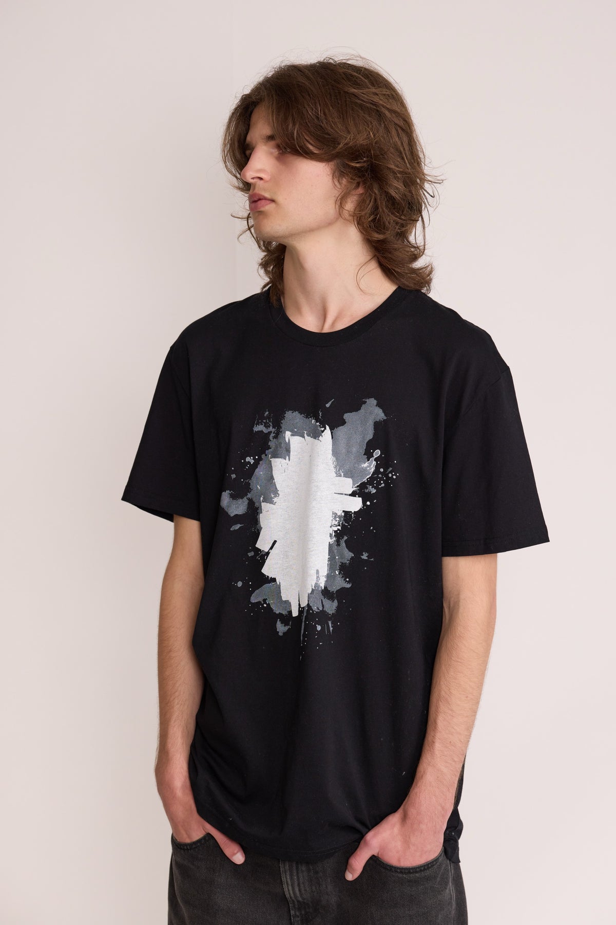 Taylor Staple Tee