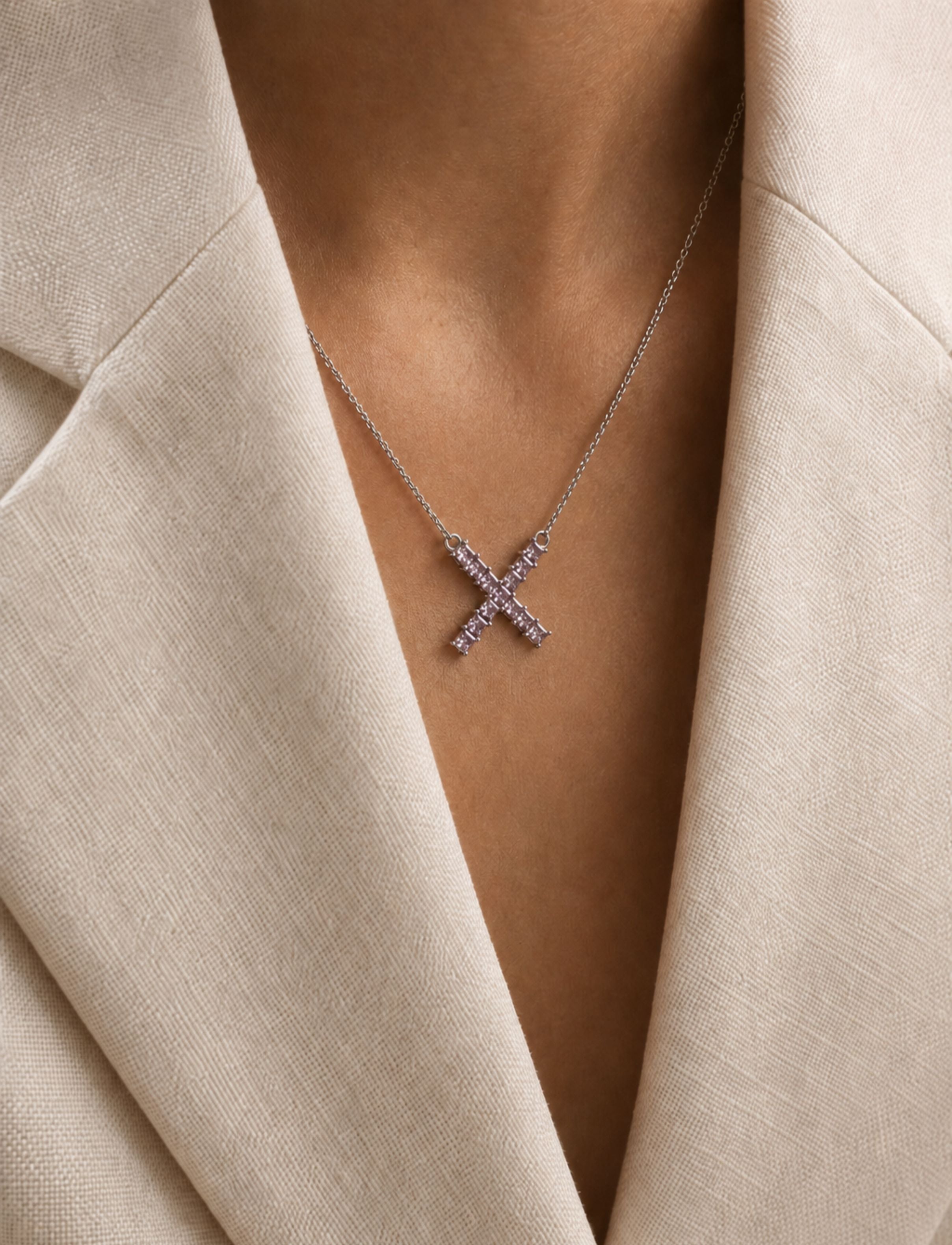 Kiss Pendant Necklace