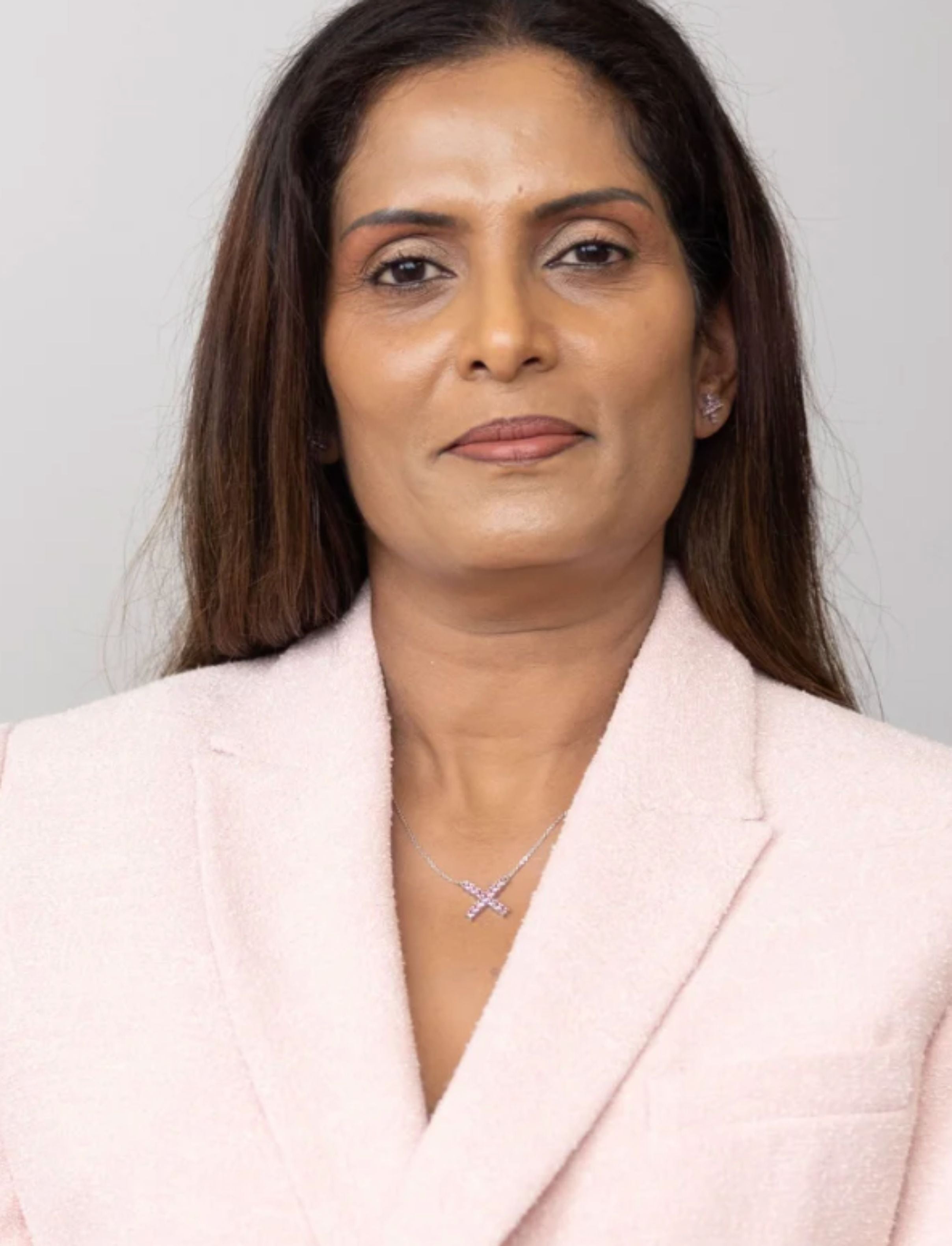 Kiss Pendant Necklace