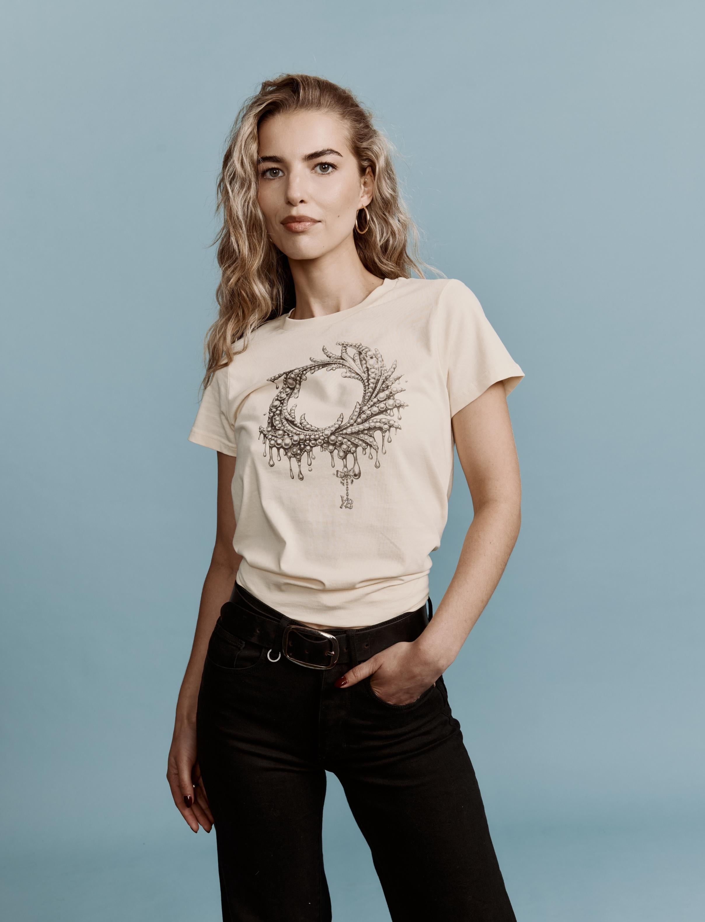 Yvonne Bennetti Women's Maple Tee